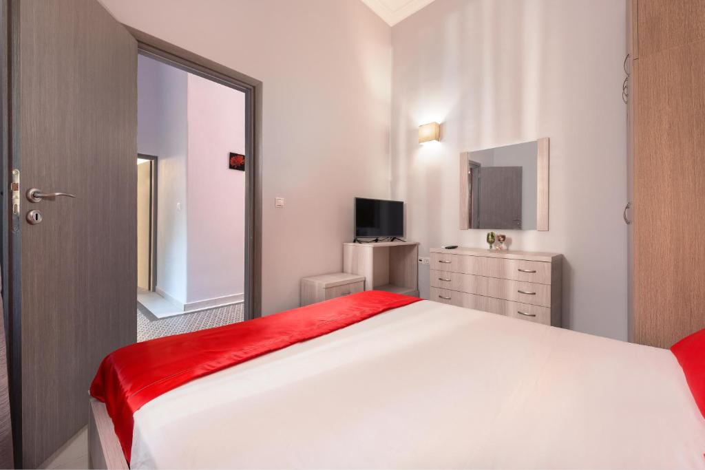 Sun's Island Suites room 4